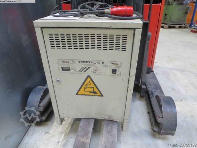 Schubmaststapler LINDE R14