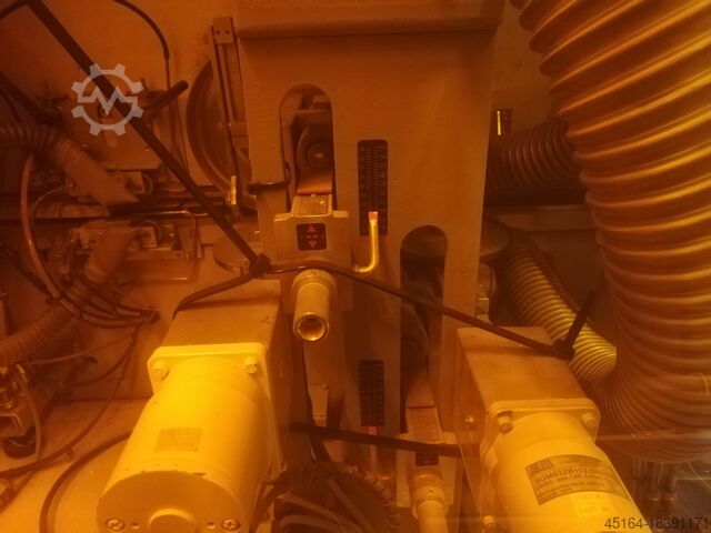 Kantenanleimmaschine mit Fügen Holz-Her Contriga 1366