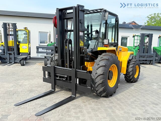 Off-road forklift JCB 940 / TRIPLEX 4500 / FREE-LIFT NEW TIRES