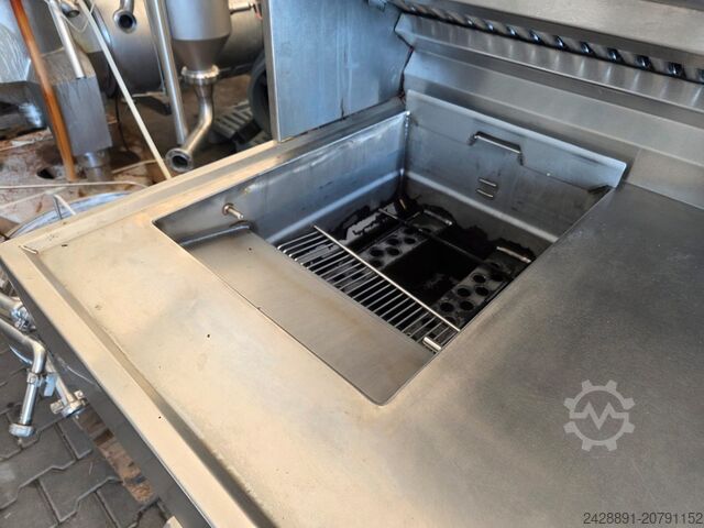 Dreikammer-Fritteuse mit Bratplatte und Bain-Marie. Kiremko HRF 2