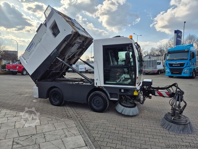 Sweeper truck Schmidt CleanGo 400