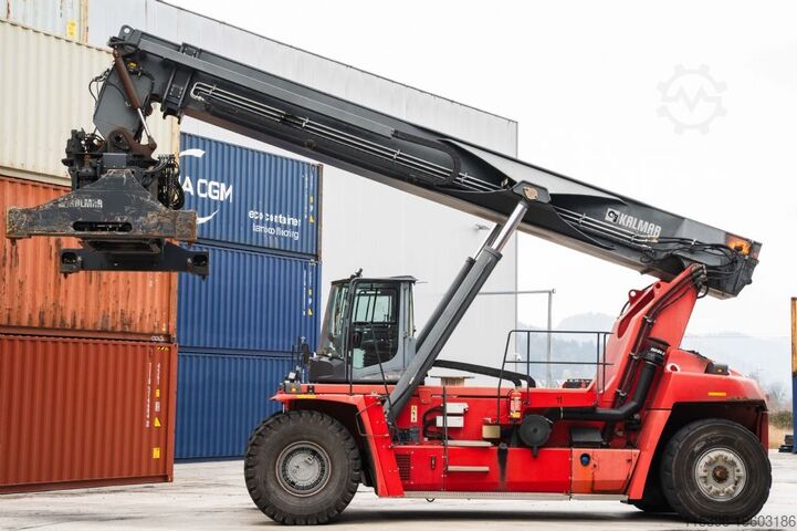 Full-container reach stacker Kalmar DRG420-60S5