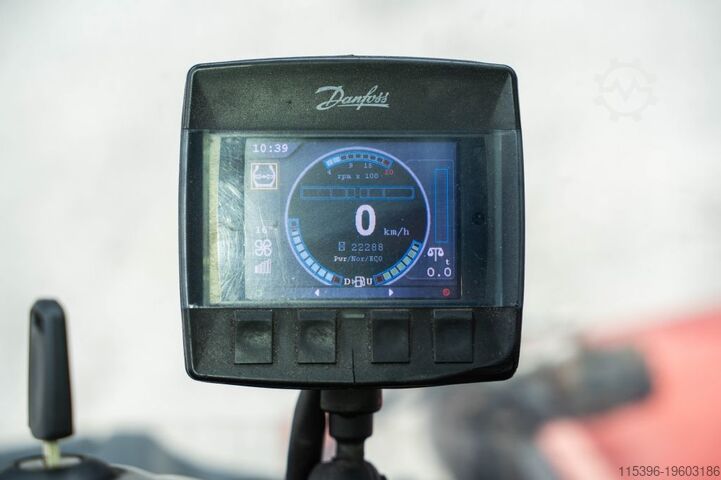 Full-container reach stacker Kalmar DRG420-60S5