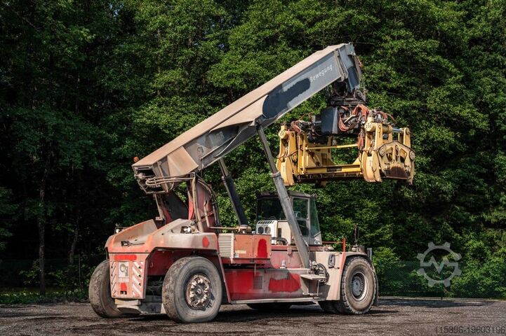 Full-container reach stacker Kalmar DRF450-65A5XS