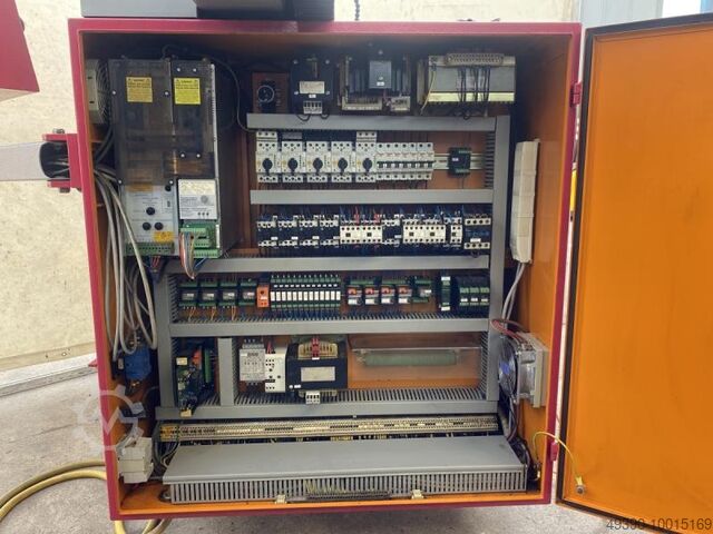 Univ. NC Werkzeugfräsmaschine KUNZMANN WF 3/4
