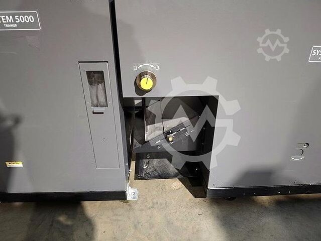 Document finishing system Duplo System 5000