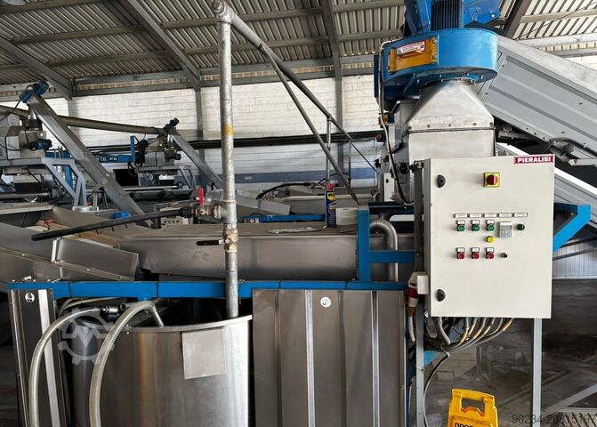 Olivenöl-Produktionslinie mit einer Kapazität von 7 Tonnen/Stunde PIERALISI 7 TPH