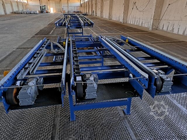 Roller conveyor No 03  