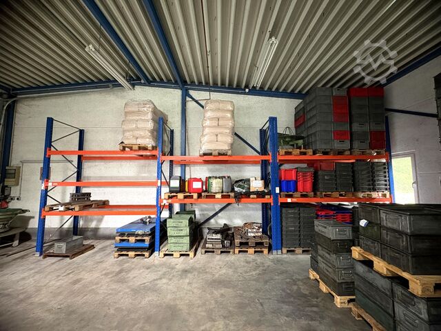 Heavy-duty shelving unit without contents KAISER + KRAFT heavy-duty shelving without contents