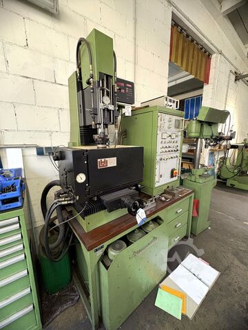 Spark erosion machine WALTER HW 102