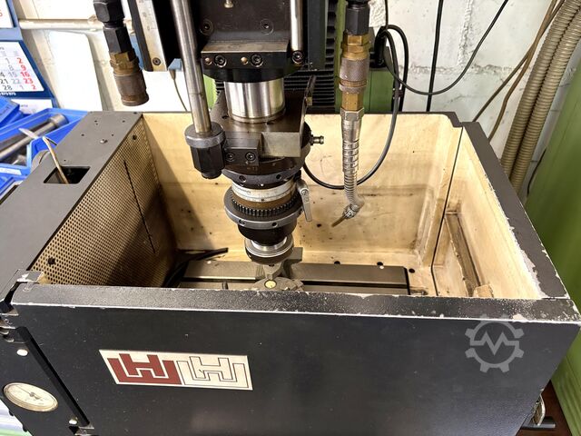 Spark erosion machine WALTER HW 102