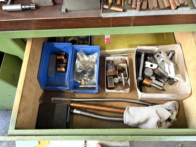 Spark erosion machine WALTER HW 102