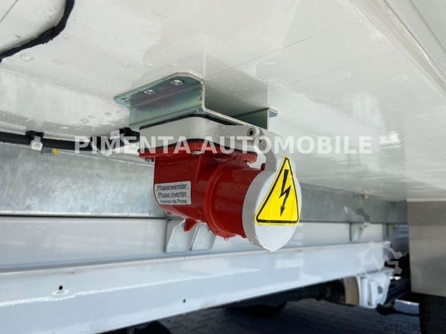 Refrigerator body van VOLKSWAGEN Crafter 50 TK KOFFER -20° 4,10m NAVI KLIMA TEMPO