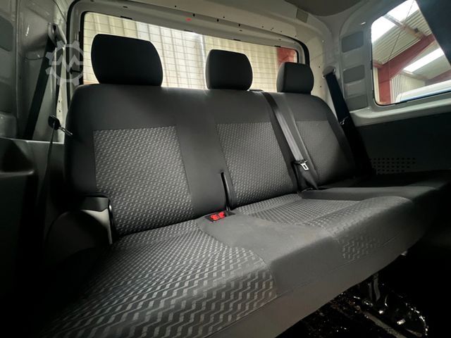 Minibus VOLKSWAGEN T5 Kombi 2.0 Tdi Lang L2 9Sitzer Automatik Klima