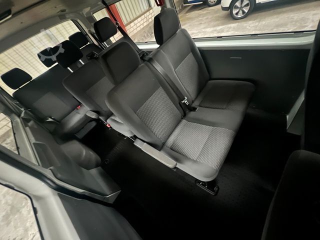 Minibus VOLKSWAGEN T5 Kombi 2.0 Tdi Lang L2 9Sitzer Automatik Klima