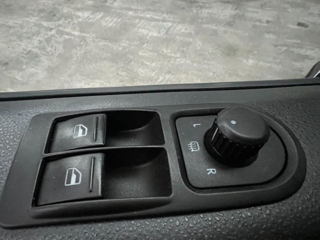 Minibus VOLKSWAGEN T5 Kombi 2.0 Tdi Lang L2 9Sitzer Automatik Klima