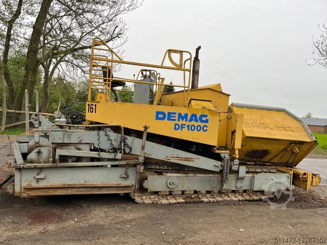 Asphaltfertiger Demag DF 100 C  Only 4808 Hours !!!