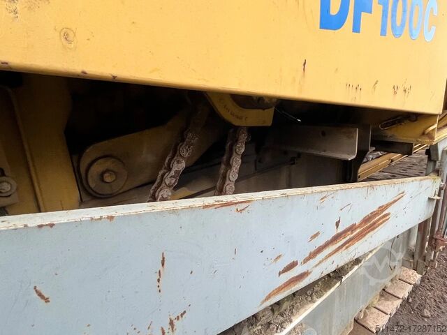 Asphaltfertiger Demag DF 100 C  Only 4808 Hours !!!