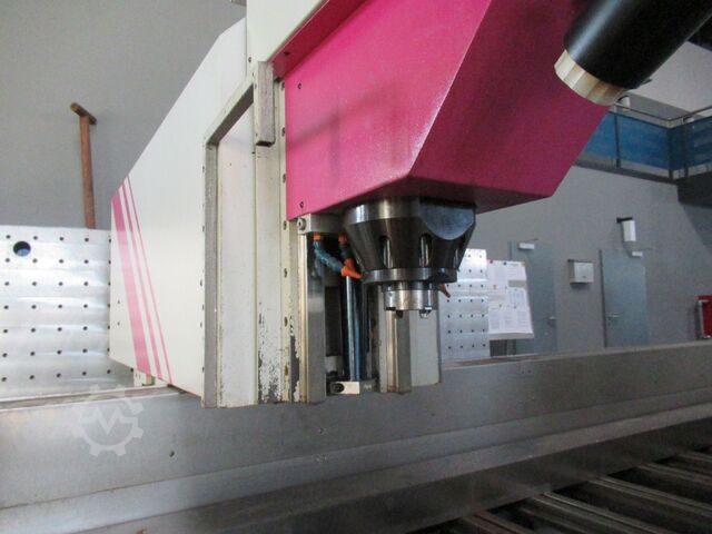 Bearbeitungszentrum - Vertikal Urban BZ 3000