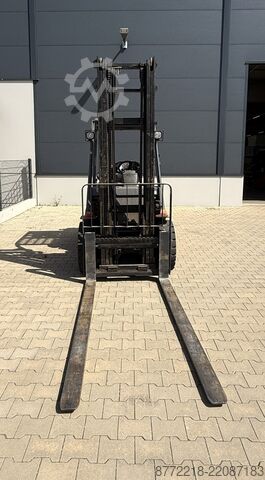 Forklift Toyota 02-7FGJF35