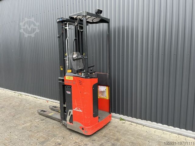 Stand-on stacker *Sonstige Actil L1350