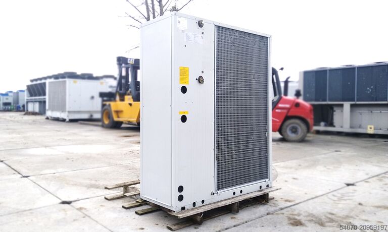 Chiller/Heat pump New Aircooled Chiller/Heat pump Blue Box Epsilon Echos DK RF HP 26 kW. 2018 yom
