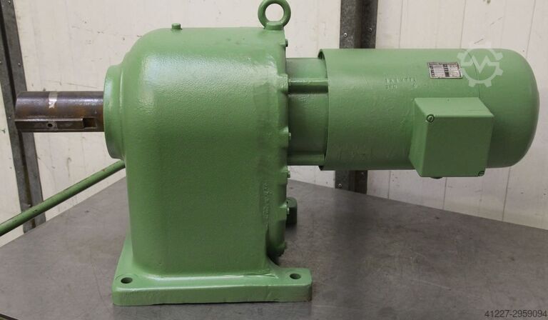 Gear motor 9 kW 40 rpm Stephan Werke Z8Ds644
