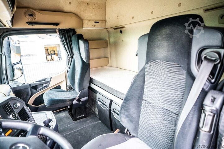 Standard tractor MERCEDES ACTROS 1848 LS+VOITH