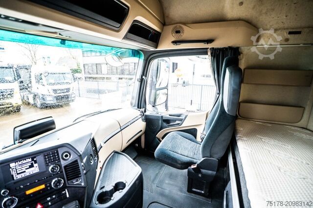 Standard tractor Mercedes-Benz ACTROS 1848 LS+VOITH