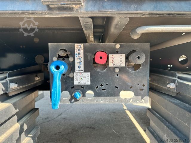 Open semitrailer with tarp KRONE SD Curtainsider EDSCHA CodeXL Liftachse