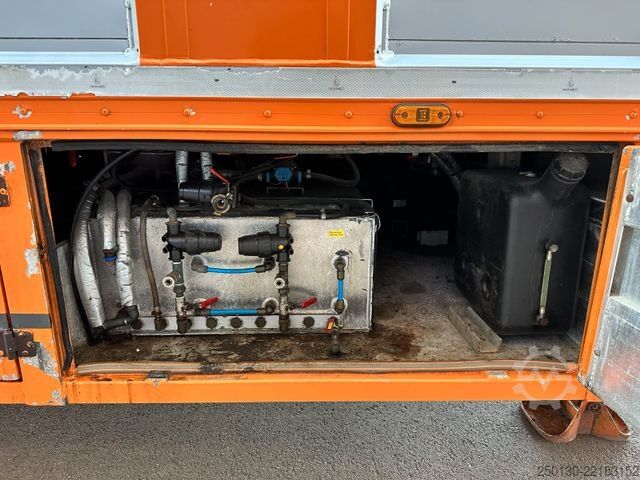 Livestock semitrailer Finkl SAV35 4.Stock Hubdach Lift Tränke Tridec
