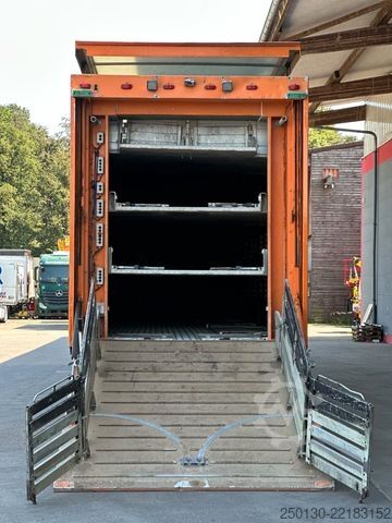 Livestock semitrailer Finkl SAV35 4.Stock Hubdach Lift Tränke Tridec