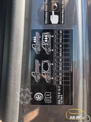 Motor coach MERCEDES-BENZ Sprinter 519 CDI Mercus