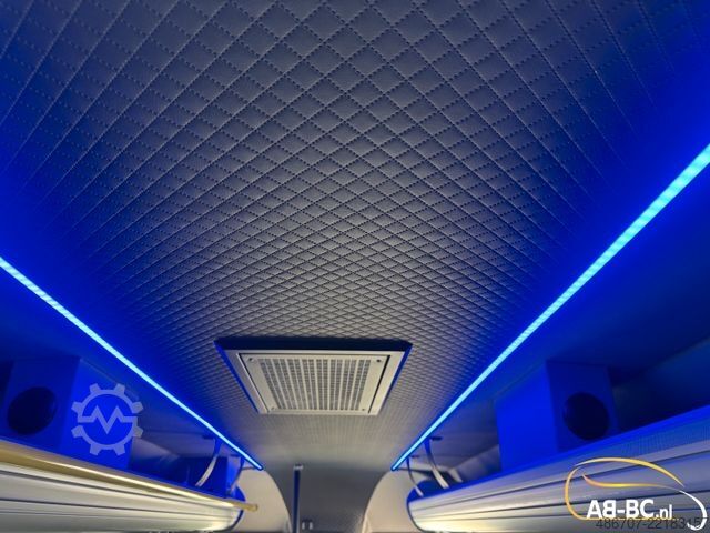 Motor coach MERCEDES-BENZ Sprinter 519 CDI Mercus