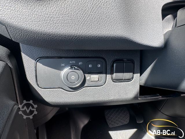 Motor coach MERCEDES-BENZ Sprinter 519 CDI Mercus