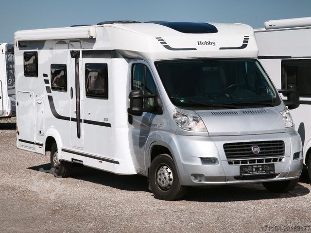 Semi-integrated camper HOBBY T 70 HGE