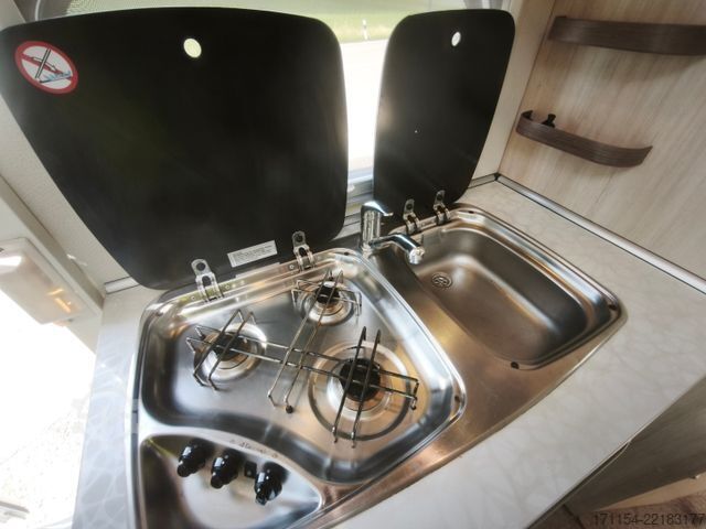 Semi-integrated camper HOBBY T 70 HGE