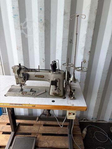 PFAFF 122-6B S Sewing machine for upholstery leather with triple transport PFAFF 122-6B S Maszyna do szycia skóry tapicerki transport potrójny PFAFF 122-6B S Maszyna do szycia skóry tapicerki transport potrójny