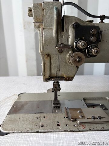 PFAFF 122-6B S Sewing machine for upholstery leather with triple transport PFAFF 122-6B S Maszyna do szycia skóry tapicerki transport potrójny PFAFF 122-6B S Maszyna do szycia skóry tapicerki transport potrójny