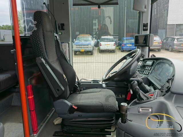 Reisebus MERCEDES-BENZ Intouro 49 Sitze Liftbus EURO 6