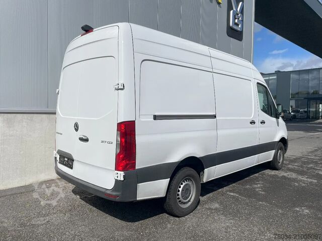 Reefer van Mercedes-Benz Sprinter 317 *Achteruitrijcamera*Hold-functie*S...