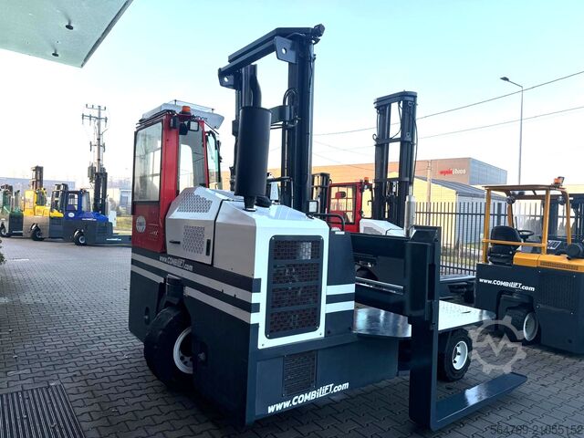 Vierwegestapler Combilift C6000/Wide positioner/ Only 3157 hours !