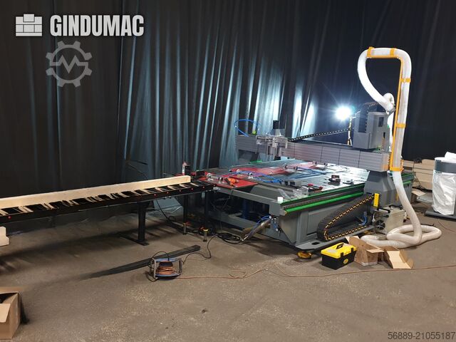 KOMPAS F 2030 Industry 3000x2000mm megmunkáló felülettel KOMPAS F 2030 Industry 3000x2000mm megmunkáló felülettel