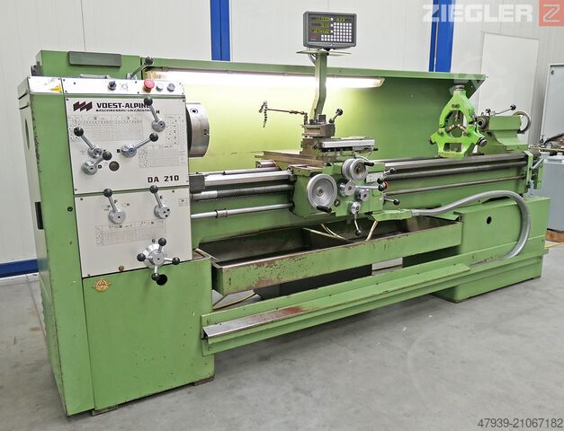 Universal-Drehmaschine Voest-Alpine DA210/2