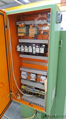 Universal-Drehmaschine Voest-Alpine DA210/2