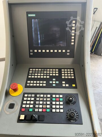 Universal-Bearbeitungszentrum Deckel Maho DMU 35 M