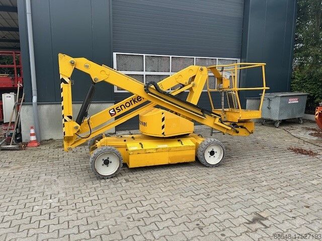 Teleskop-Arbeitsbühne Upright AB38