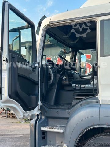 LKW mit Pritsche & Plane MAN TGS 26.360 6x2 LL Stapleraufnahme & Lenk/Lift