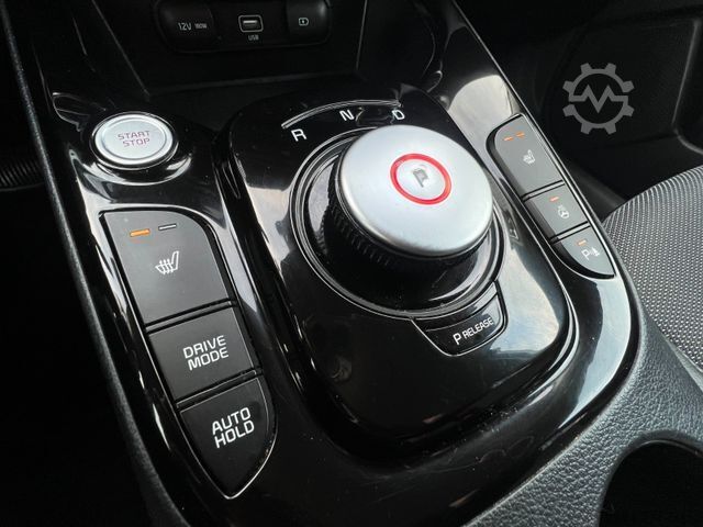 Van KIA Soul e-Soul DynamicLine 64 kWh LED Navi Kamera