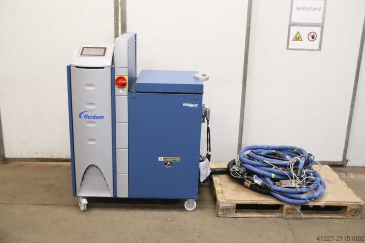 Klebstoff-Schmelzgerät Nordson VersaBlue VB_ENG 3 Pumpen